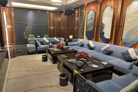 七台河KTV招聘促销员,店内可化妆面试简单